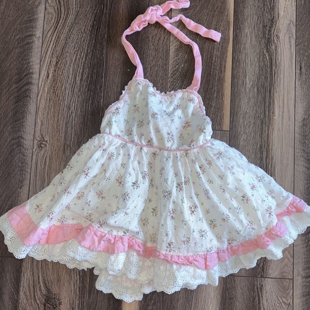 Makena Lane Girls 7 - most beautiful white & pink floral top ever!!